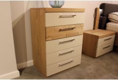 Minto - 5 Drawer Chest - Clearance